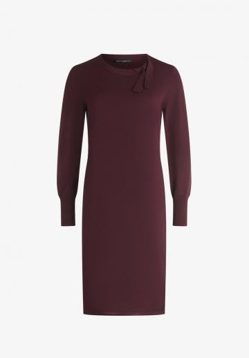 Вязаное платье