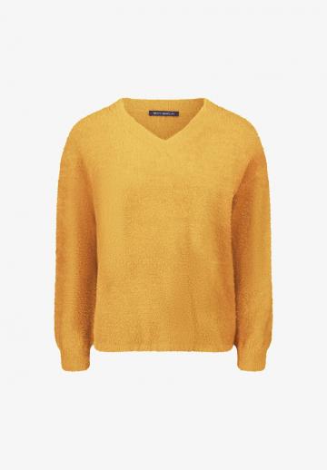 Пуловер с вырезом V