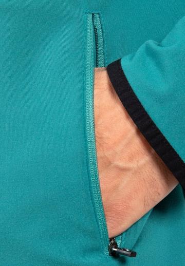 Спортивная куртка