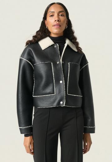 Байкерская куртка
