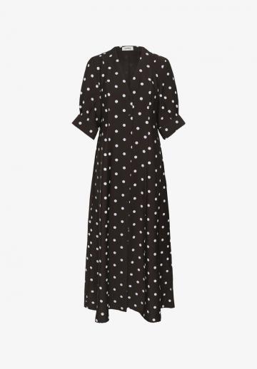 Вязаное платье