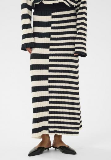 Длинная юбка