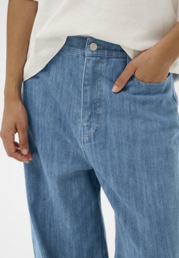 Джинсы