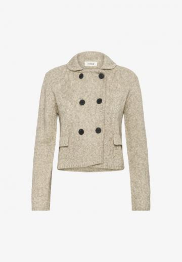 Вязаная кофта