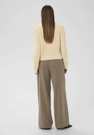 Вязаная кофта