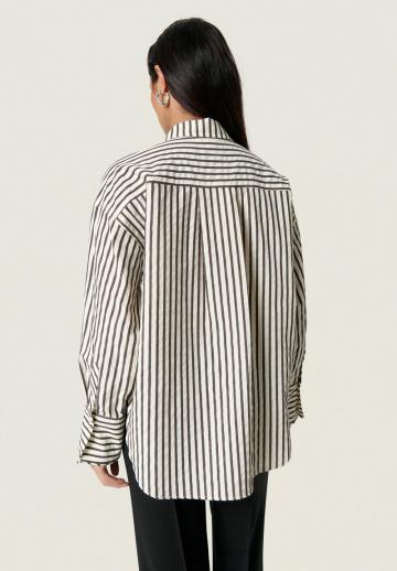 Длинная блузка