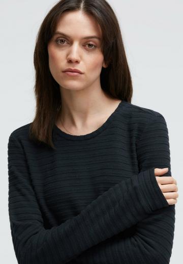 Длинный пуловер