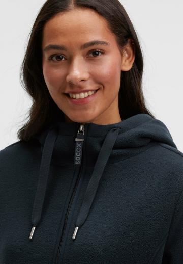 Короткое пальто