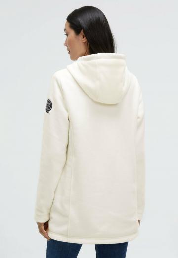 Короткое пальто