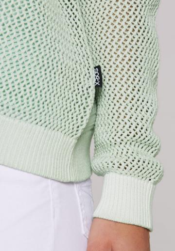 Вязаная кофта