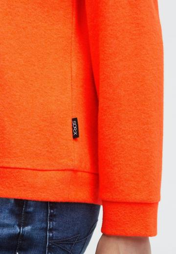 Пуловер с капюшоном