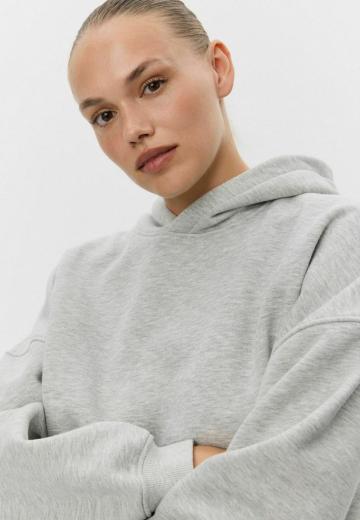 Пуловер с капюшоном