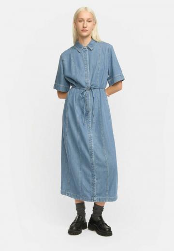 Джинсовое платье