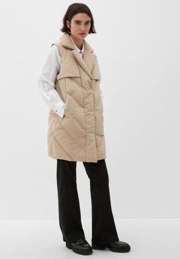 Длинный жилет