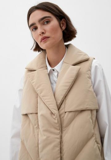 Длинный жилет