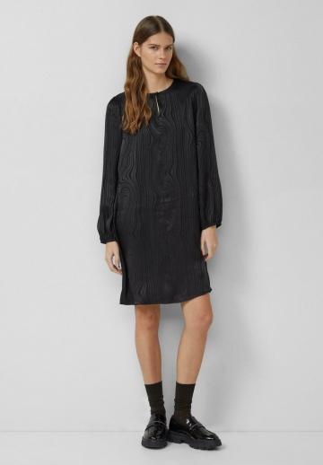 Короткое платье