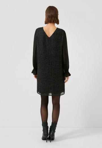 Короткое платье