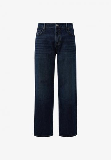 Прямые джинсы