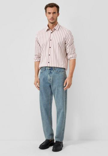 Прямые джинсы