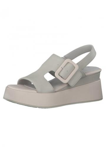 Босоножки на танкетке