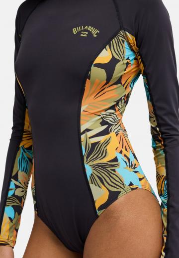 Слитный купальник