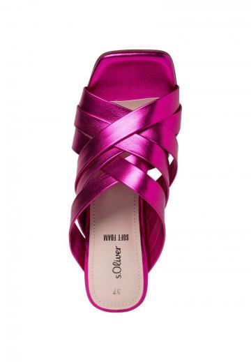 Босоножки на каблуке