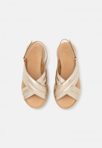 Босоножки на платформе