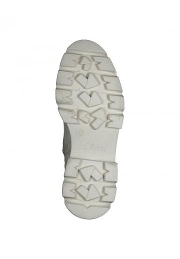 Ботинки на шнуровке