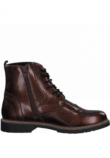 Ботинки на шнуровке