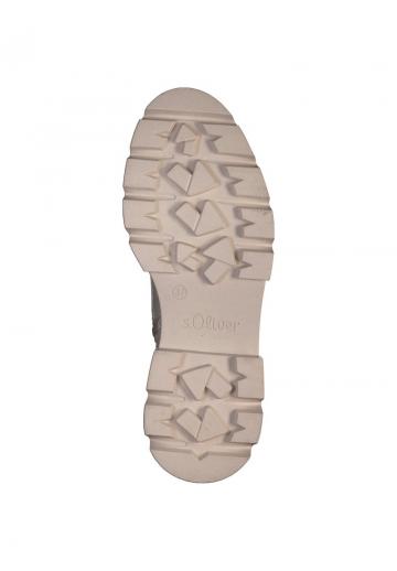 Ботинки на шнуровке