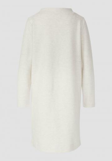 Вязаное платье