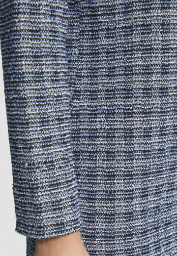 Вязаное платье