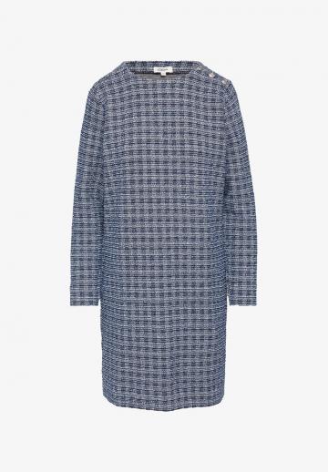 Вязаное платье