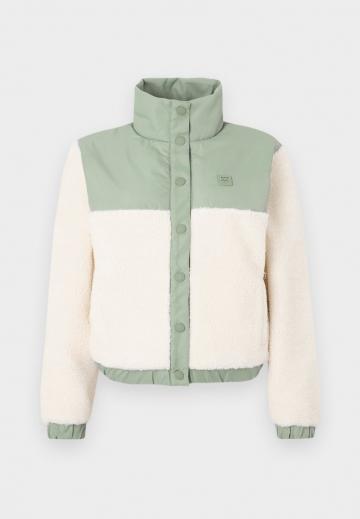 Флисовая куртка