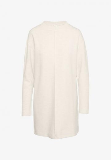 Вязаное платье