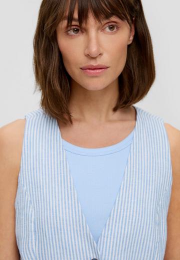 Джинсовая жилетка