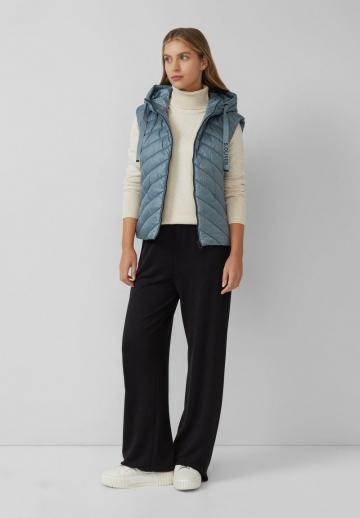 Стеганый жилет