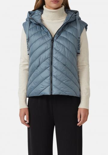 Стеганый жилет
