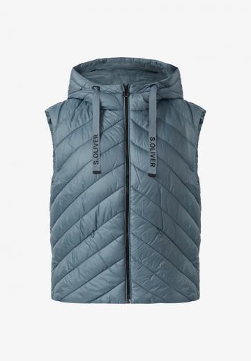 Стеганый жилет