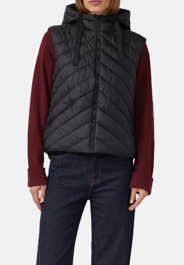 Стеганый жилет