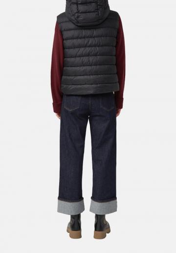 Стеганый жилет