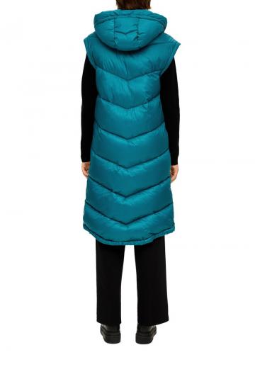 Длинный жилет