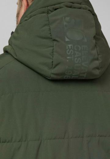 Зимняя куртка