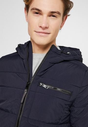 Зимняя куртка