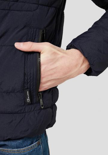 Зимняя куртка