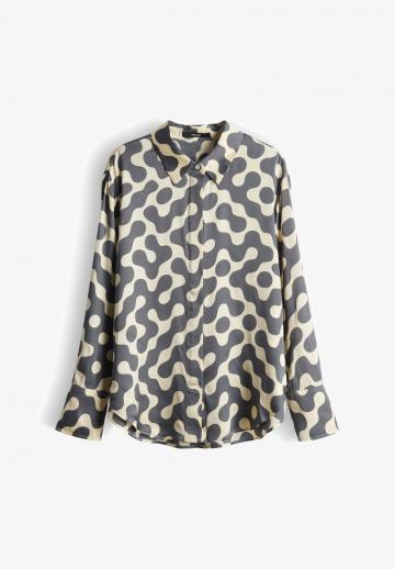 Атласная блузка