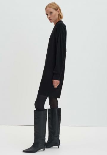 Вязаное платье