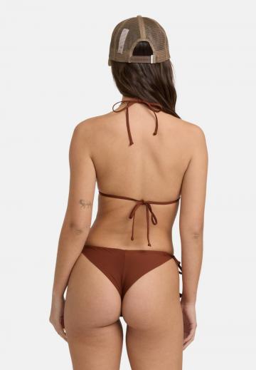 Треугольное бикини