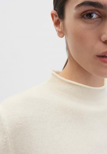 Пуловер с коротким рукавом