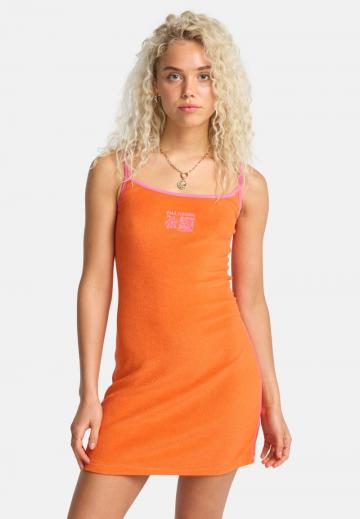 Платье футляр